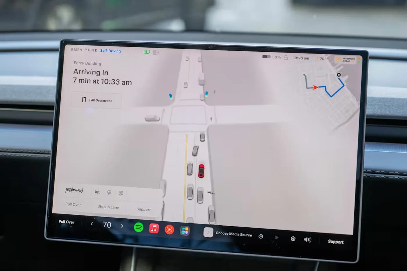 "Tesla" gəlirini avtonom sürüş abunələri hesabına artırmağı hədəfləyir